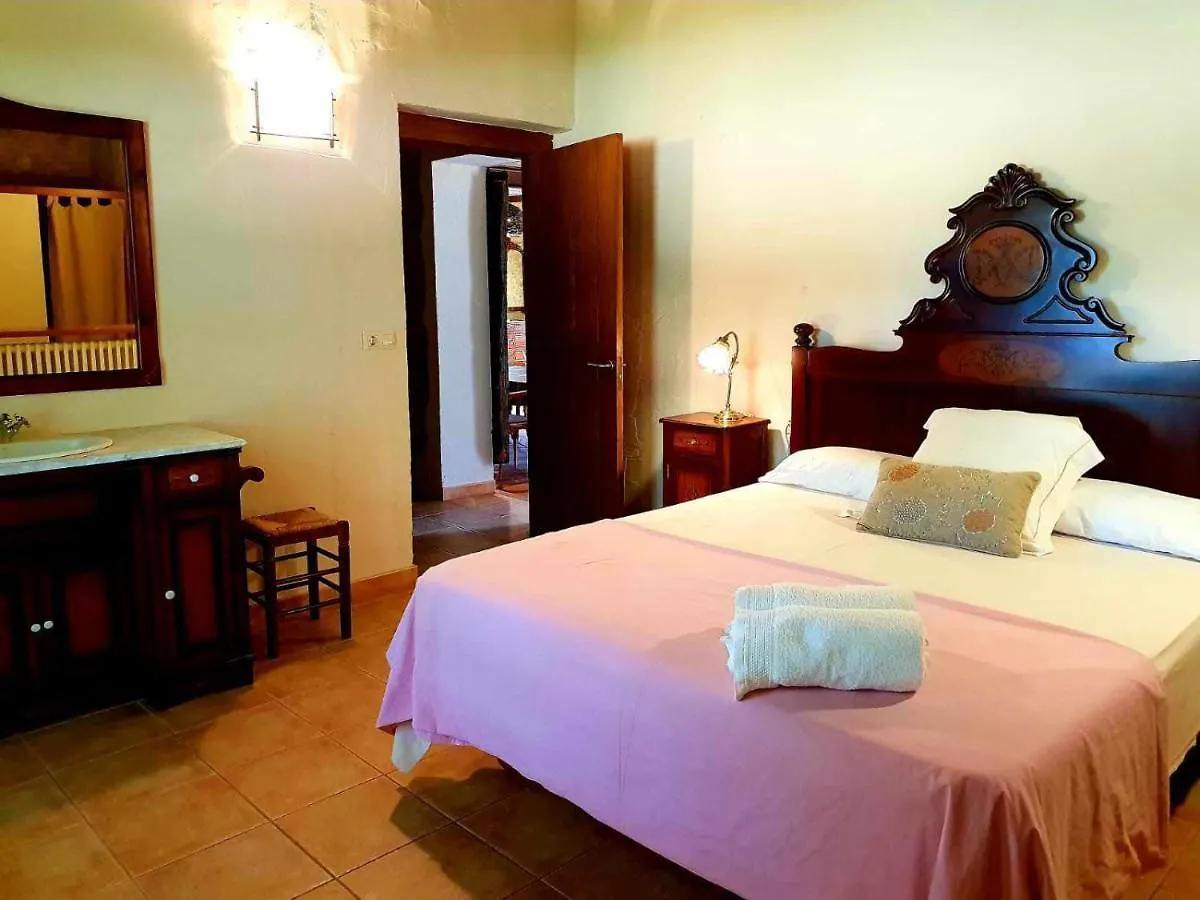 Masia Restaurada Con Piscina Privada28 Pax Villa Girona