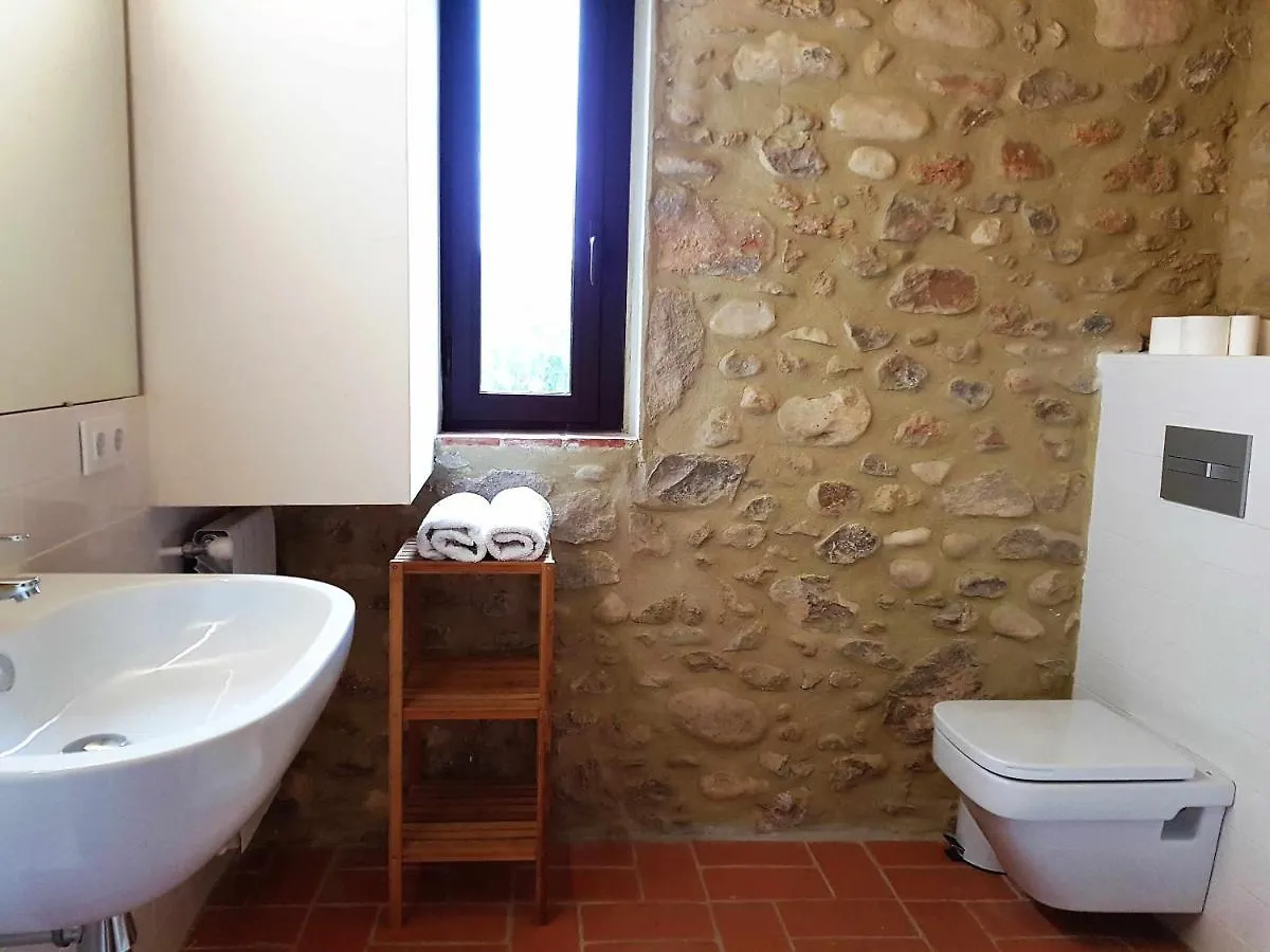 Masia Restaurada Con Piscina Privada28 Pax Villa Girona