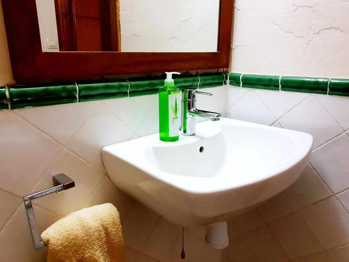 Masia Restaurada Con Piscina Privada28 Pax Villa Girona